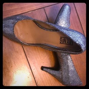 Sparkling Silver Shoes ✨
